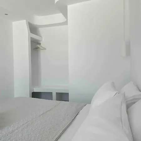 31 Seafront Apartment