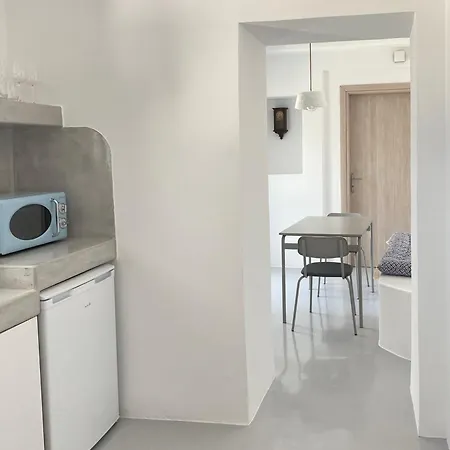 31 Seafront Apartment *