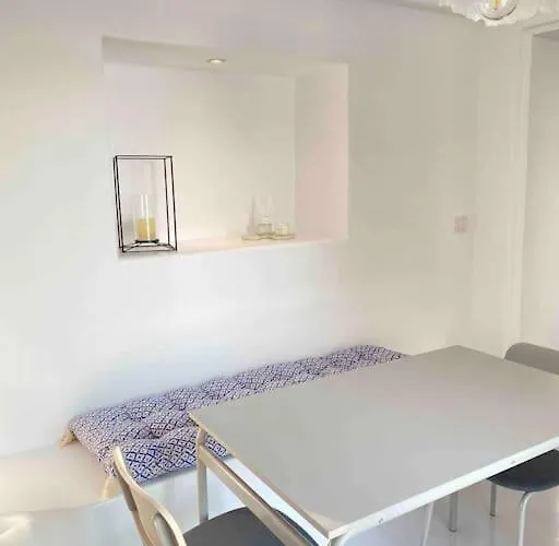 31 Seafront Apartman Párosz